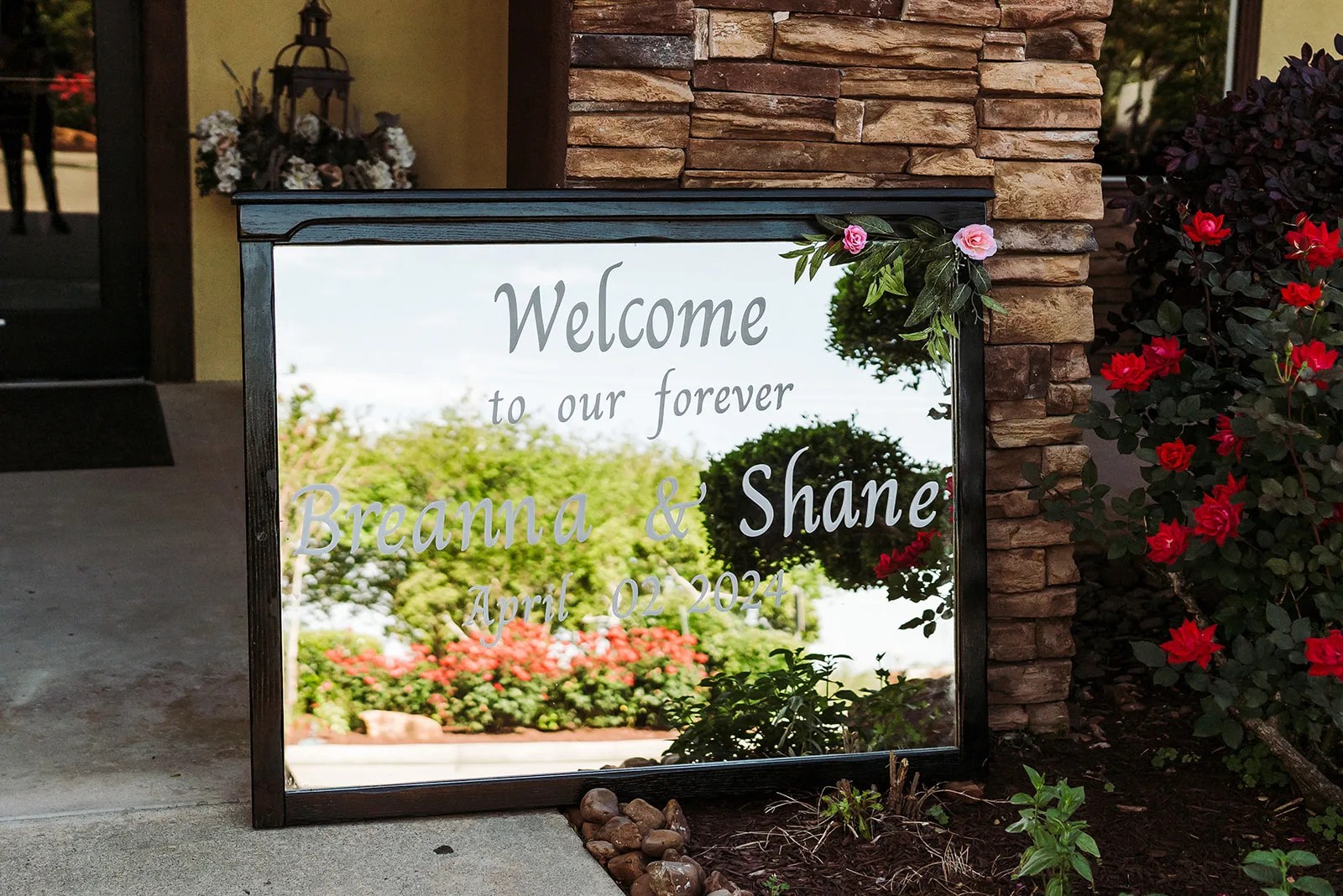 Welcome sign at a wedding at Tuscan Courtyard in Dickinson, TX