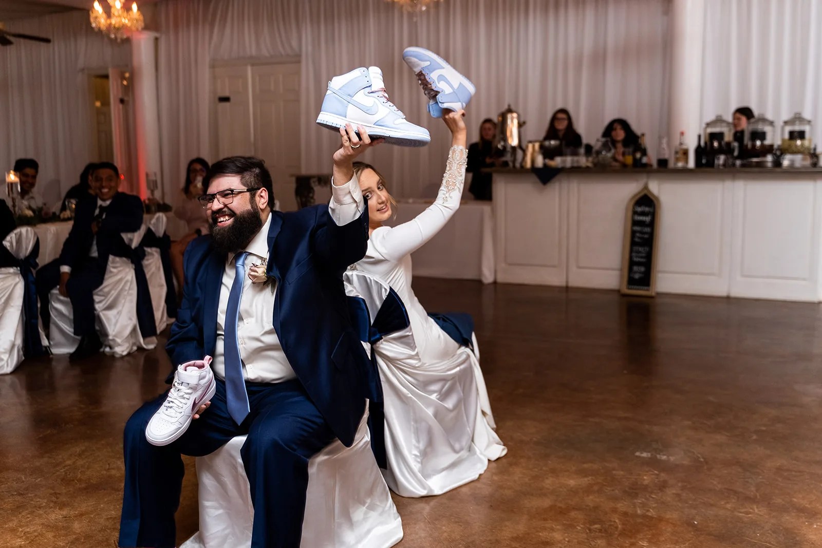 Guests on the dance floor at Waverly Manor near Huntsville, TX