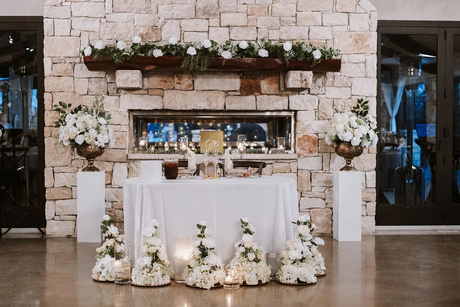 Bar and florals at Willow Ridge at Willow Ridge, New Braunfels, TX