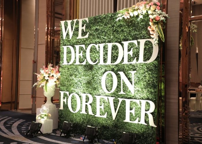 7 Unique Ways To Add Quotes To Your Wedding Celebration.