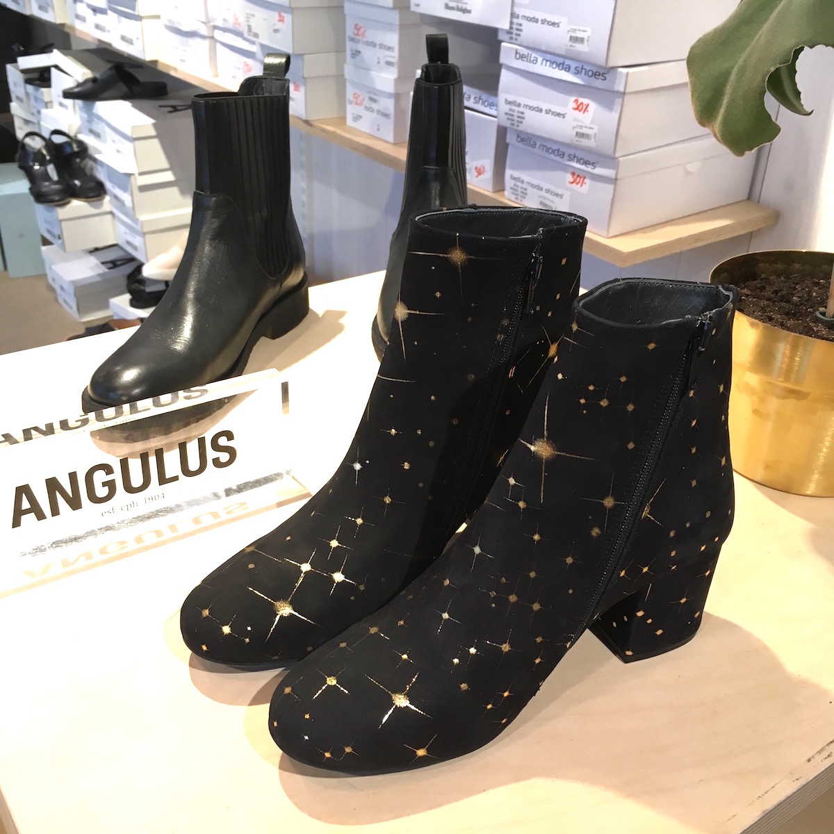 illumsbolighus-angulusboots