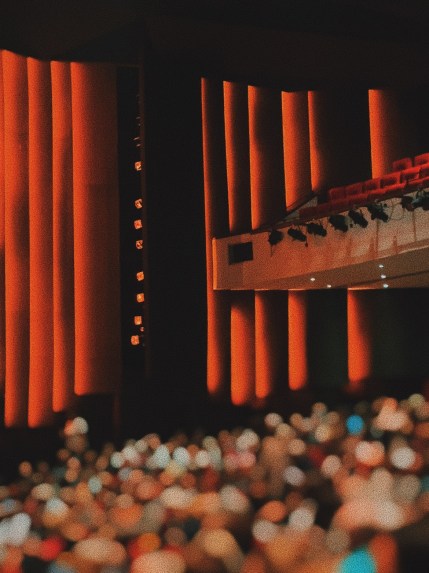 Processed with VSCO with c7 preset Confederation Centre of the Arts | Katharine MacDonald