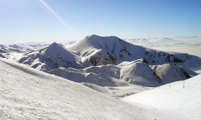Турецкий горнолыжный курорт сарыкамыш расположен в восточной части страны, в 150 км от аэропорта . Zakazat Tur Na Sarykamysh Sarykamysh Turcii Bronirovat Gornolyzhnyj Tur V Turciyu
