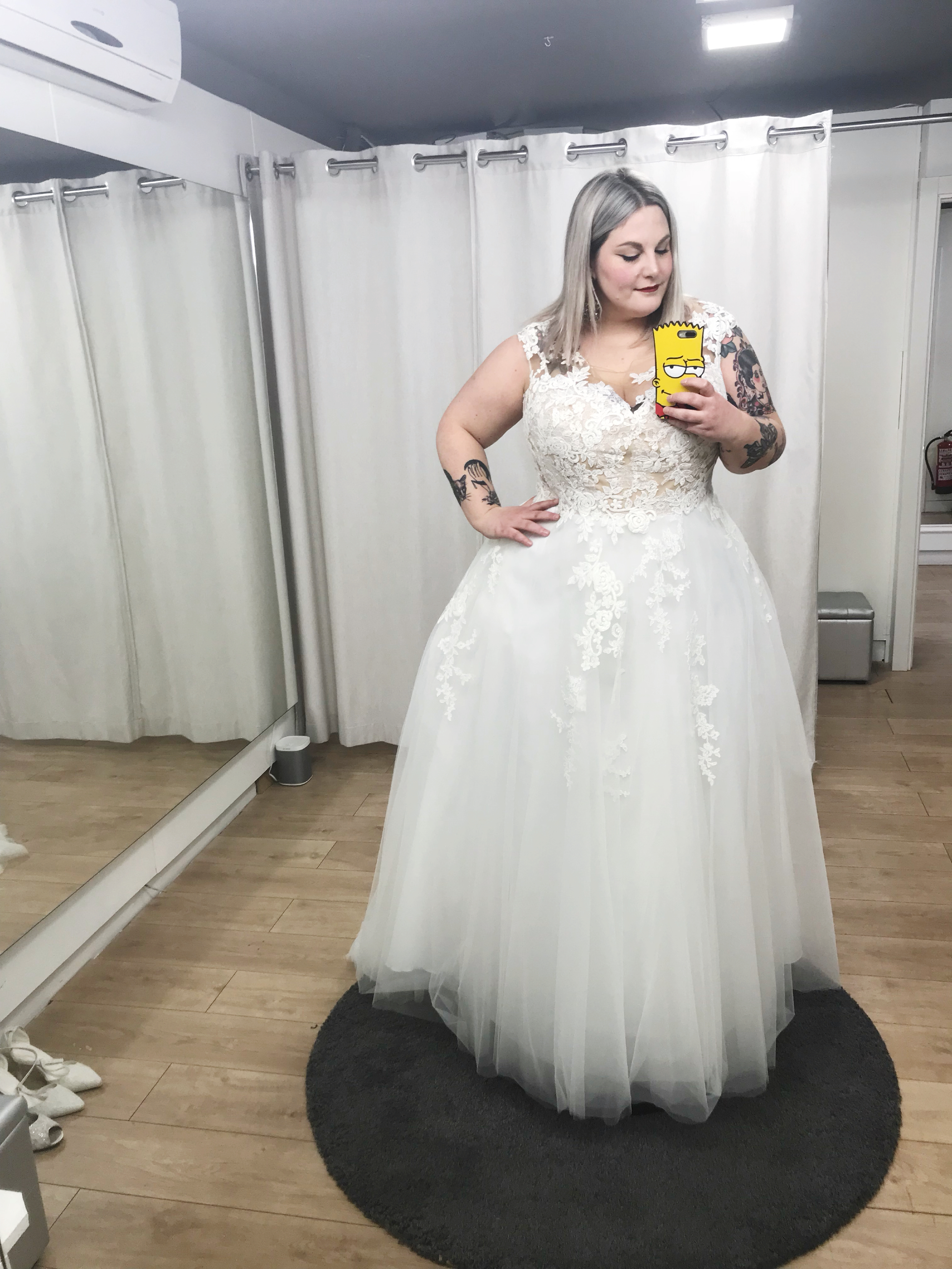 Nos Vamos De Boda Probamos Vestidos De Novia De Talla Grande Weloversize Com
