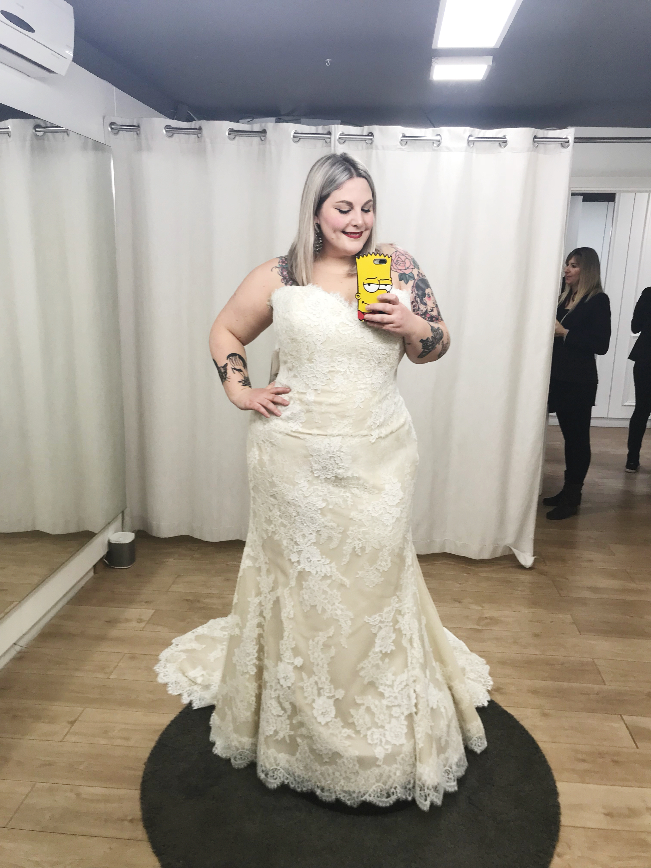 Nos Vamos De Boda Probamos Vestidos De Novia De Talla Grande Weloversize Com