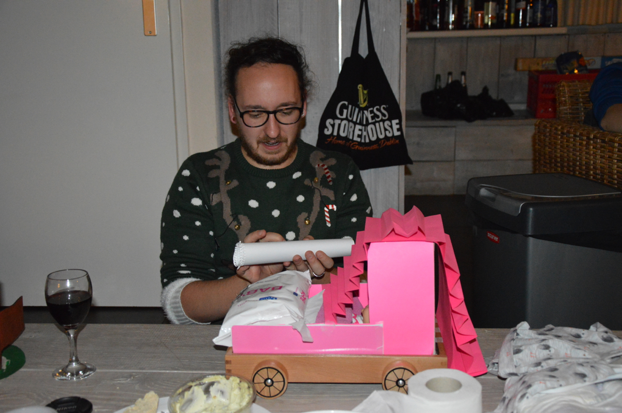 Met een kinderwagen, dec 2016