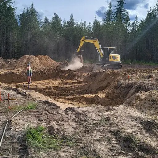Excavator and leveling rod