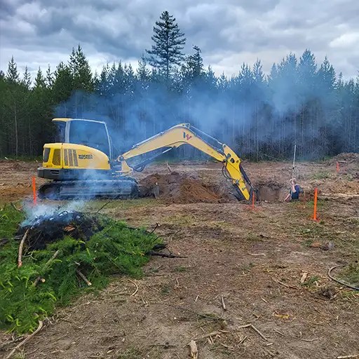 Excavator and leveling rod