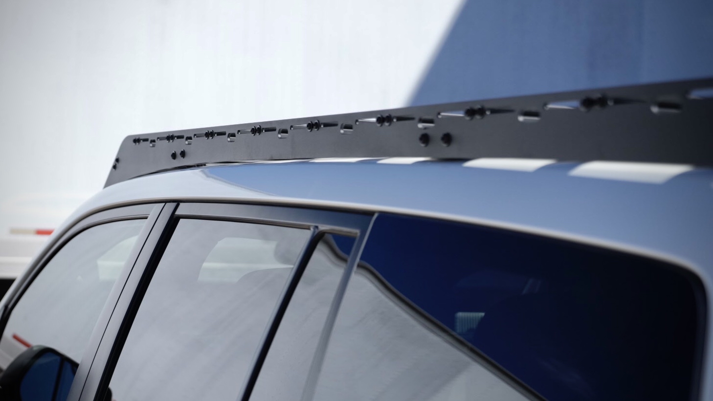 Toyota Land Cruiser 200 Series Full Length Roof Rack