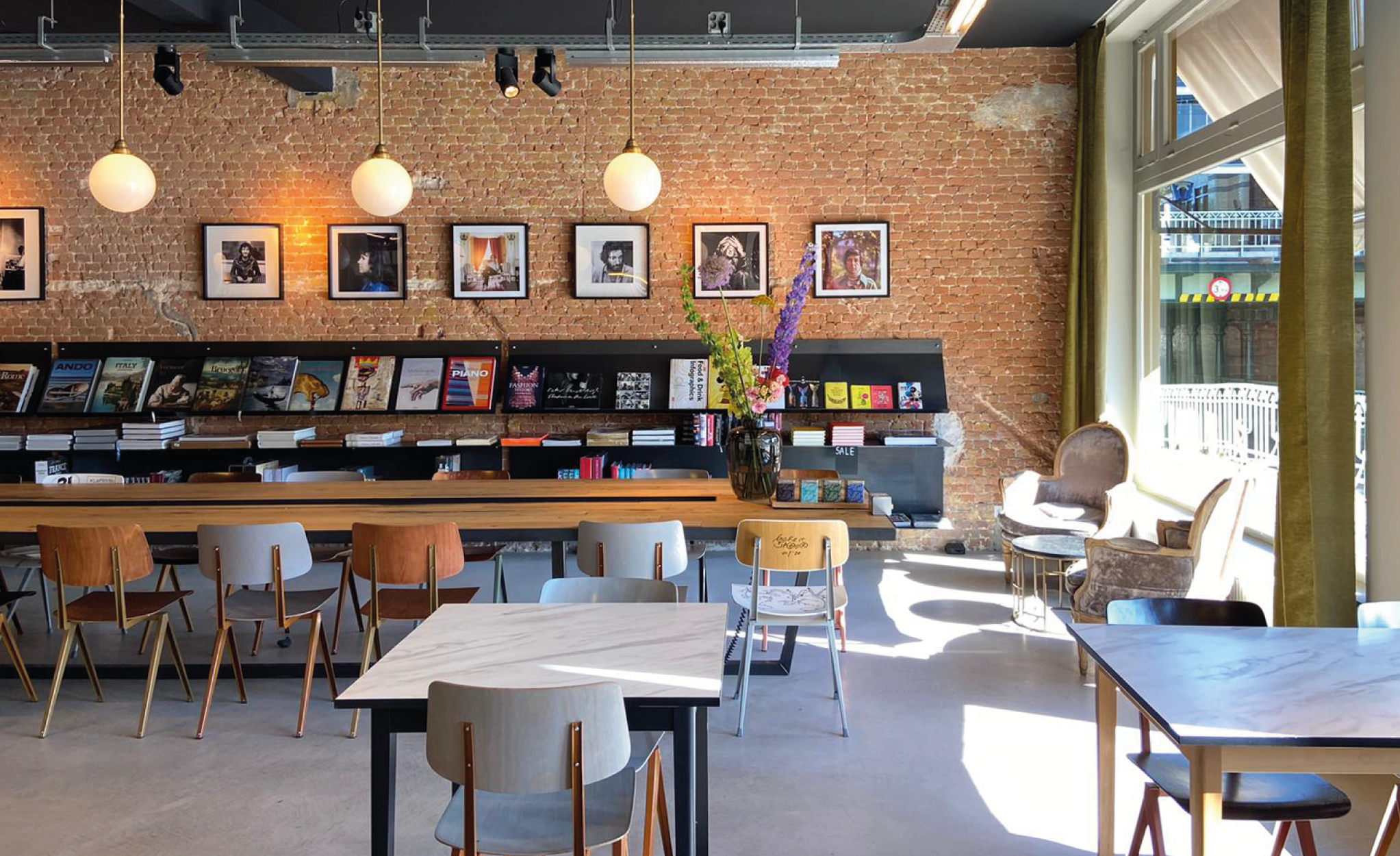 Coworking space — Westhoff Station (winkel & werkplek), Haarlem