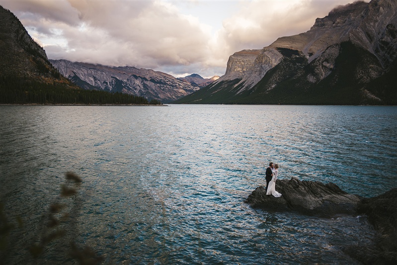 9-25-2 - Lake Minnewanka Banff Canada Elopement