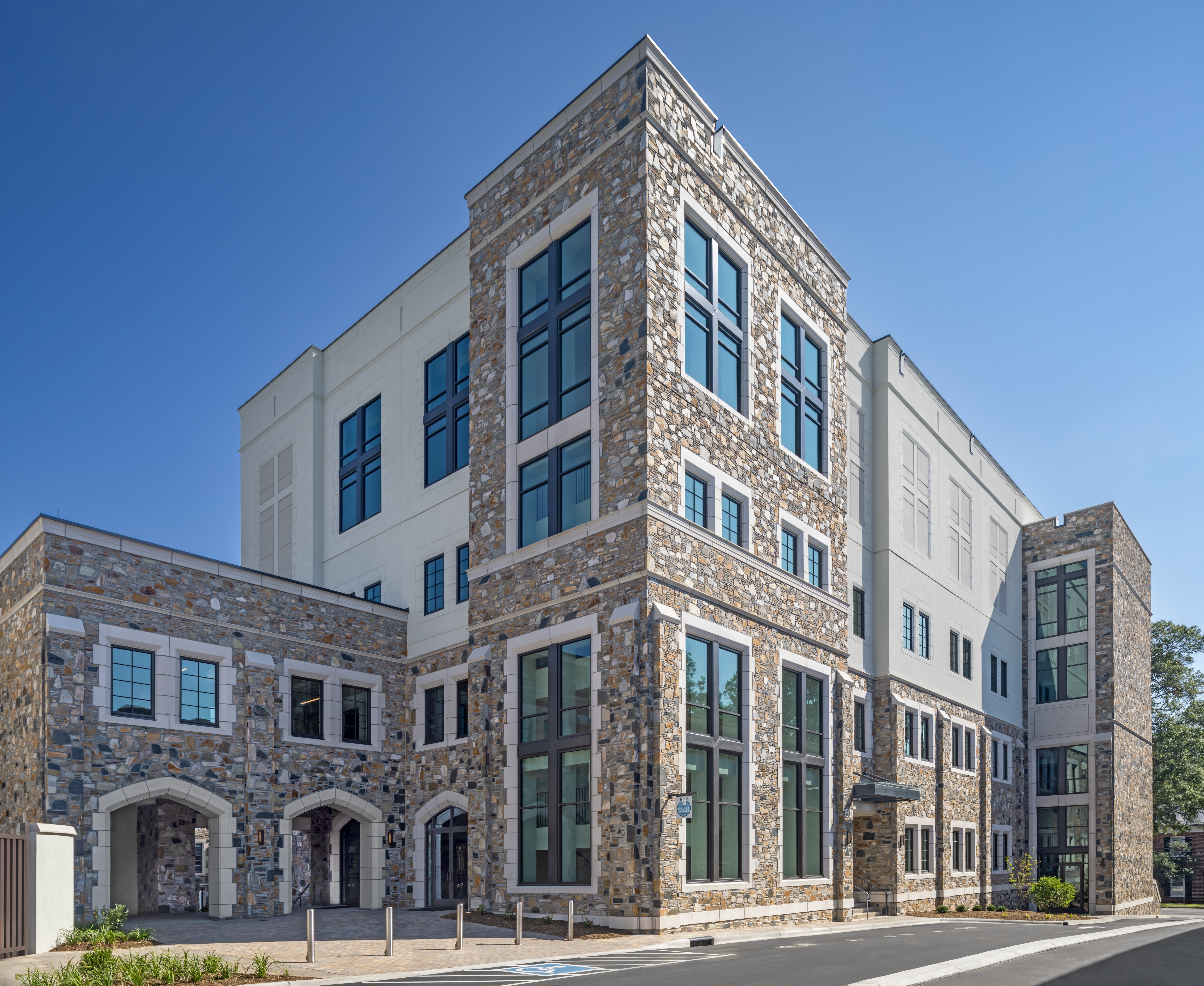 MP UMC Exterior 1