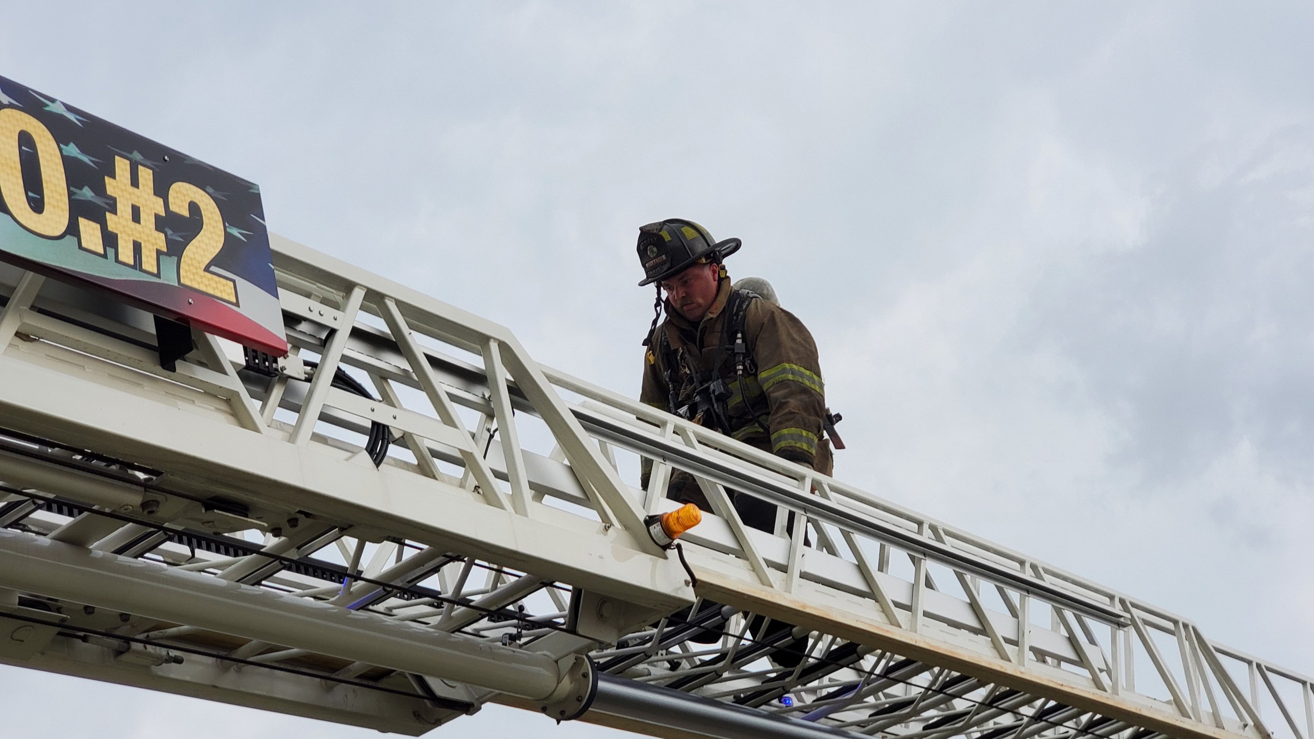 Firefighter injured in harvey fire started by suspected lightning strike