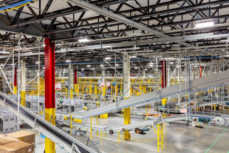 Facility Store E Commerce - Premium City Photo Gallery - 4K