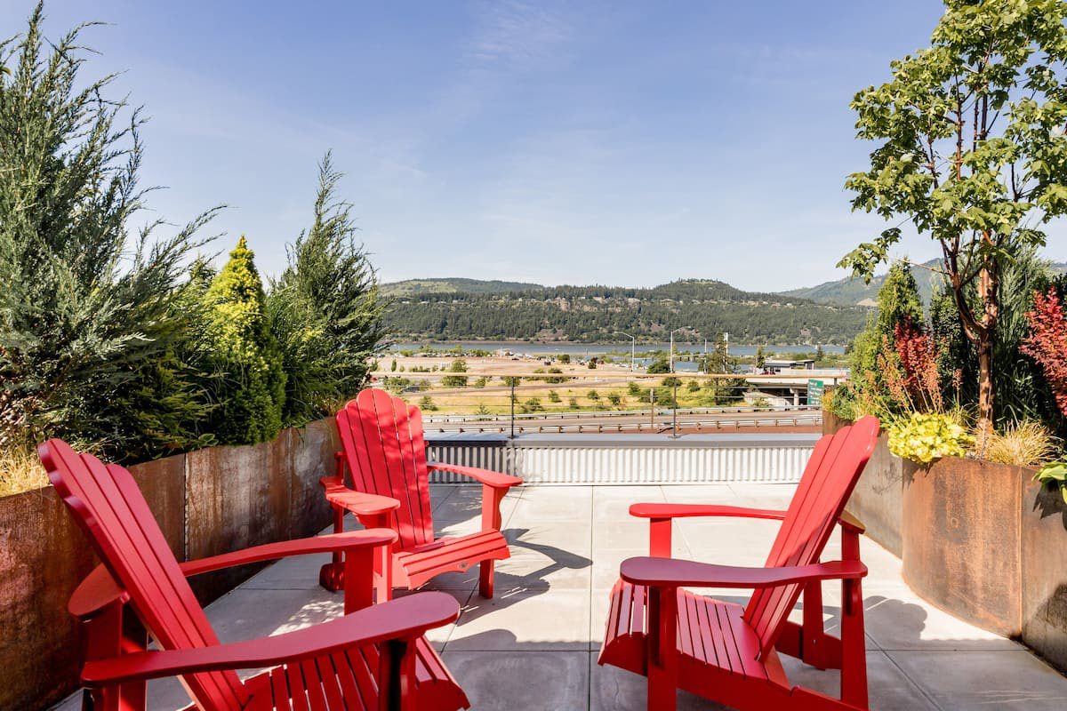 The 19 best airbnbs in oregon (mountains / coast / cities)