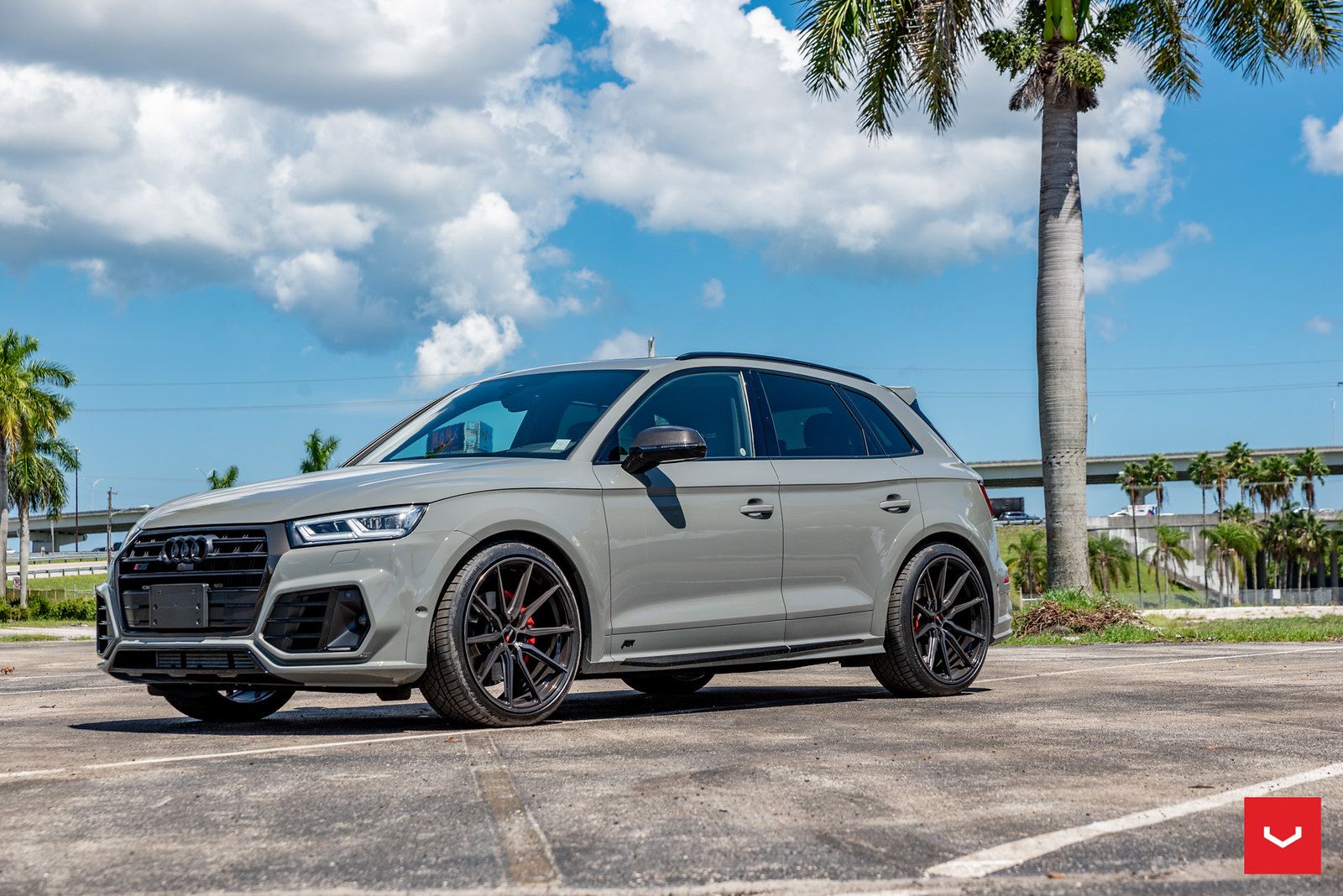 Audi sq5 grey with vossen hf-3 aftermarket wheels
