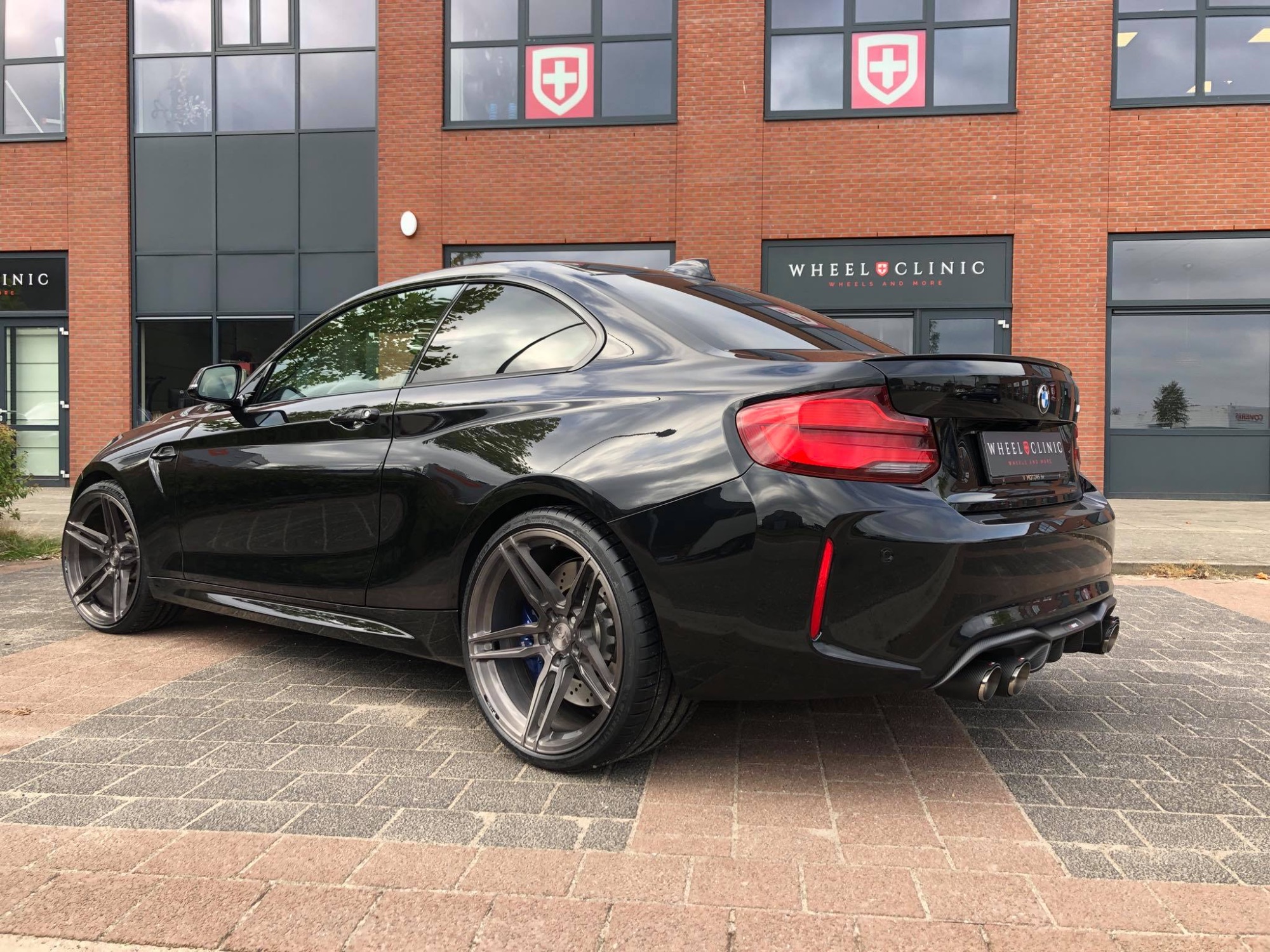 Bmw m2 f87 black yido yp-ff1 wheel