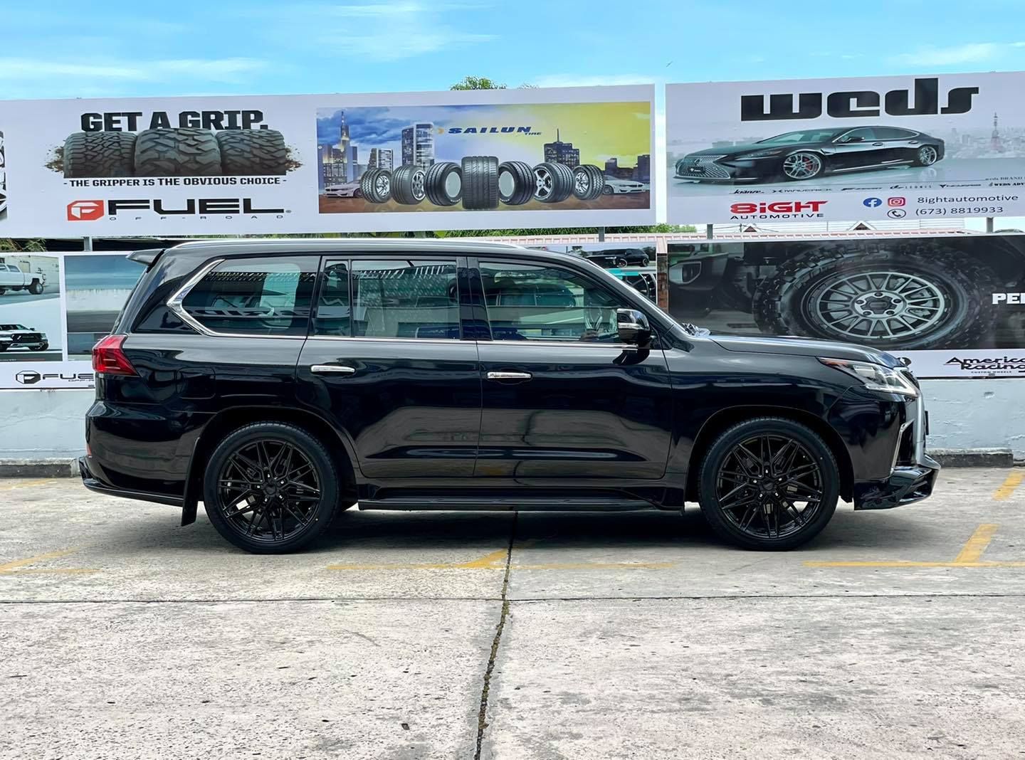 Lexus lx450d black vossen hf-7