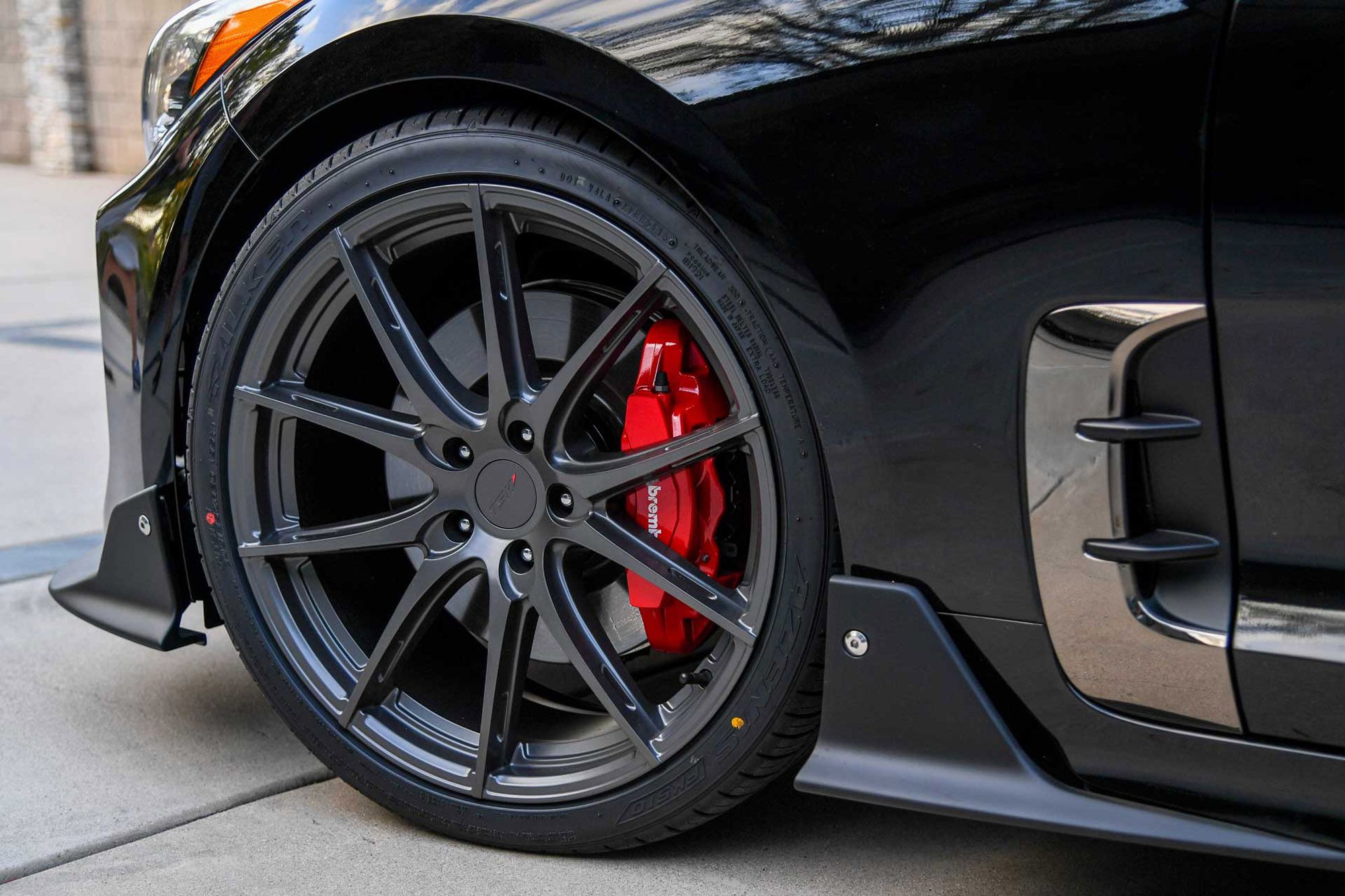 May 31, 2021 · ferrari_430 is from wuhan, in the hubei province of china. Kia Stinger Black TSW Sprint | Wheel Front