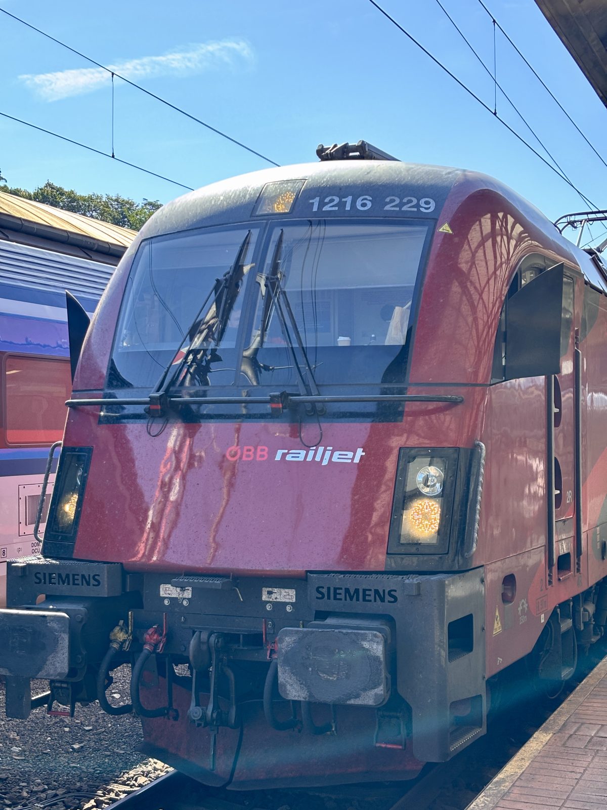 【旅行記】プラハからウィーンへ、レイルジェット – 1等車で4時間の鉄道旅