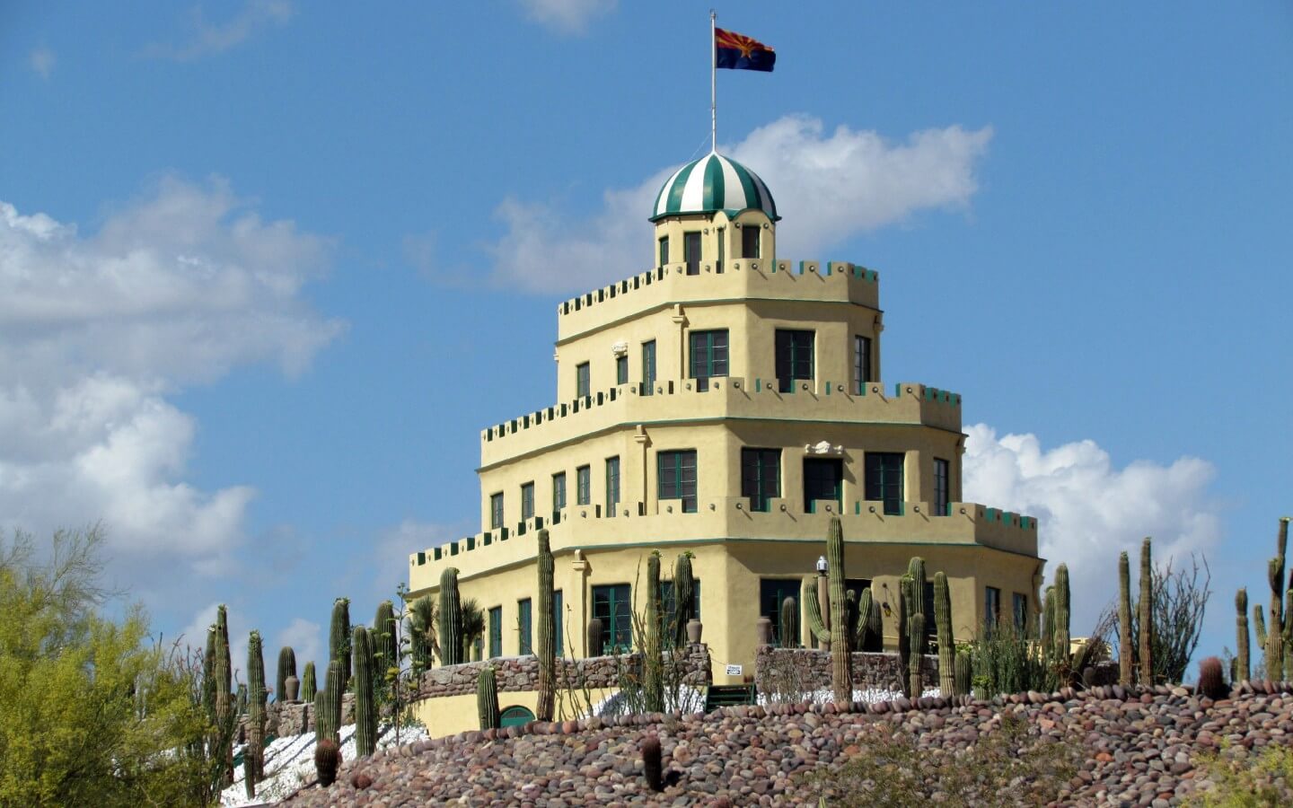 5 reasons you can't miss the beautiful tovrea castle in phoenix, arizona