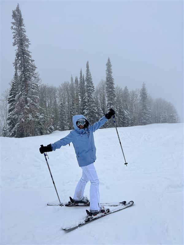 Skiing in steamboat, afforadble ways to reach Colorado Ski resorts