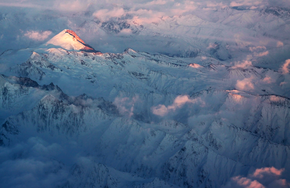 +7 921 435 9457 купить тур на казбек: Ski Tur Voshozhdenie Na Kazbek The White Peaks