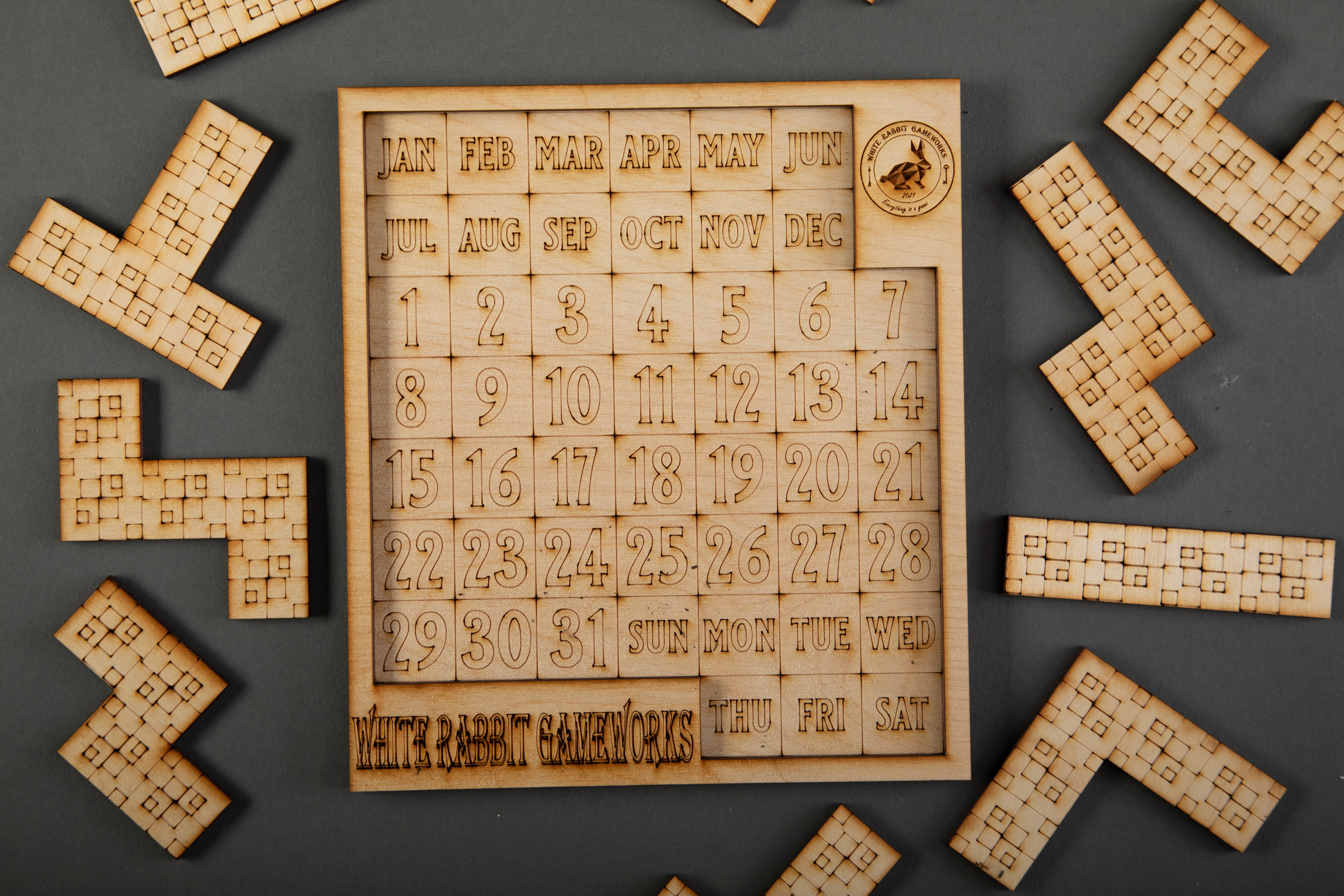 Infinity puzzle- White Rabbit Gameworks