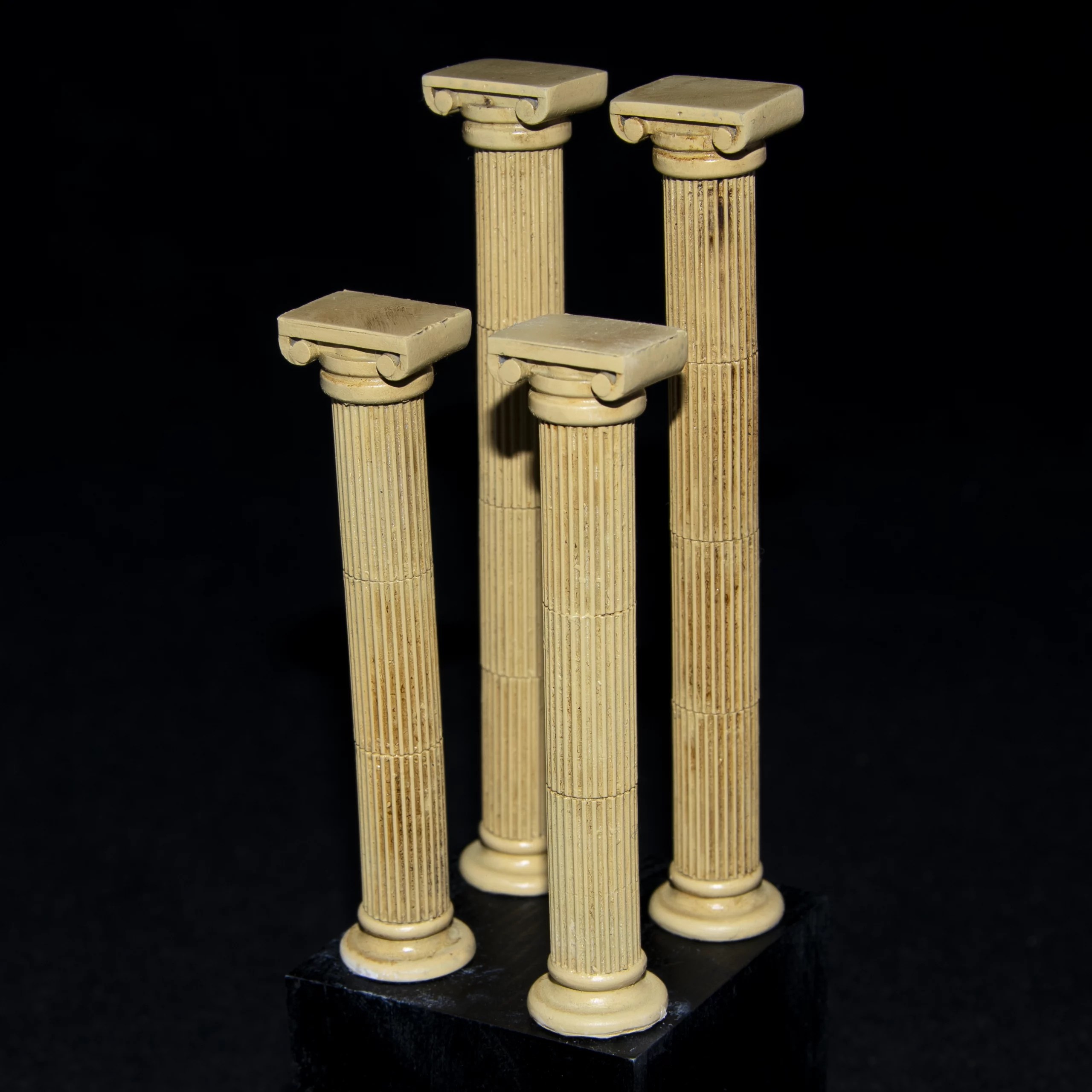 Accessories Columns
