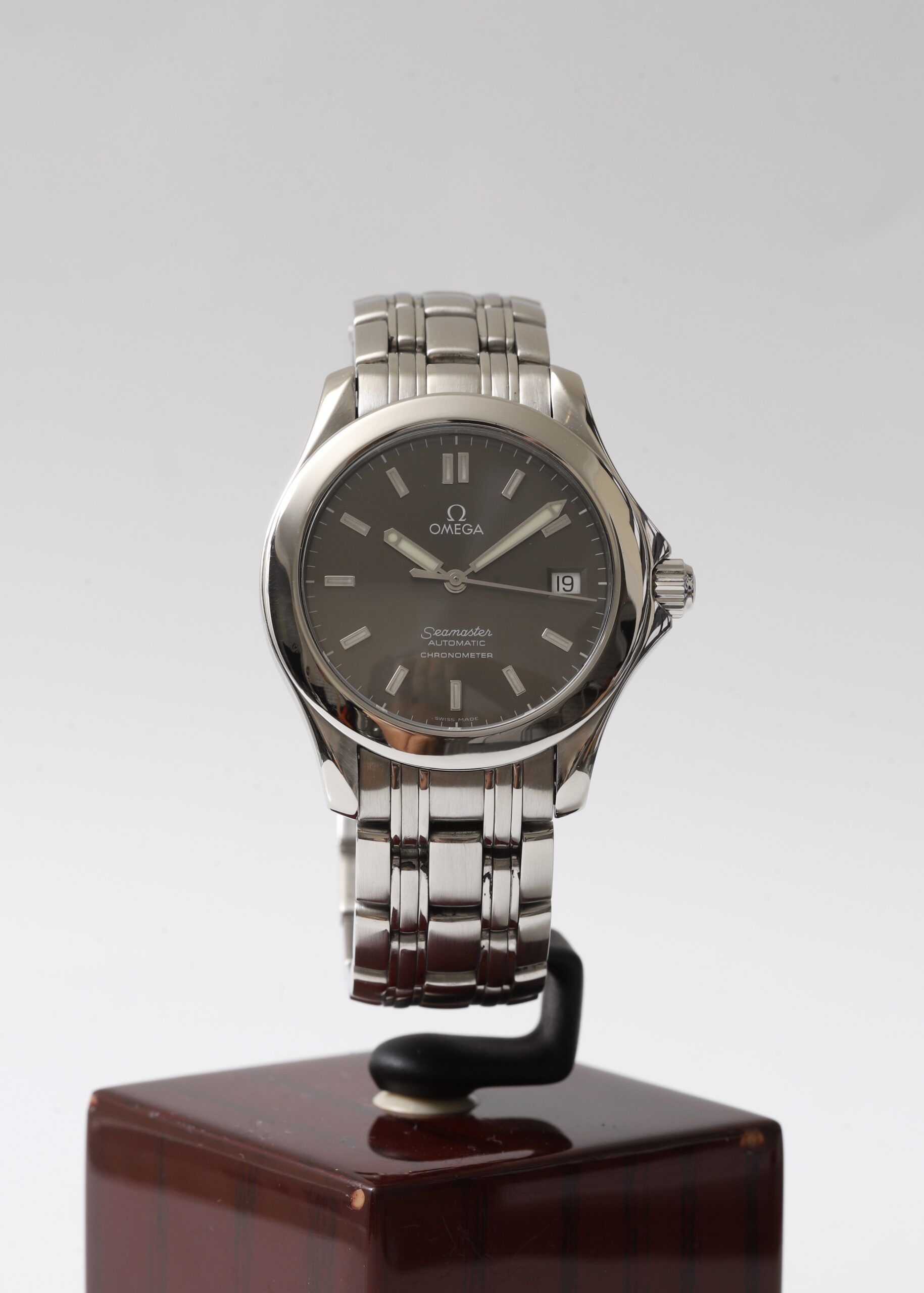 omega titane automatic chronometer 120m