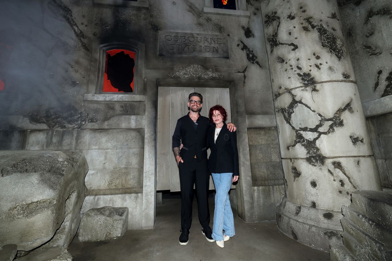 sharon and. jack Osbourne attend horror night sin Hollywood