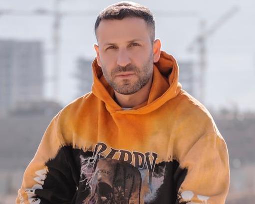 Mohammad Rashek - Premium Abstract Illustration Gallery - 8K