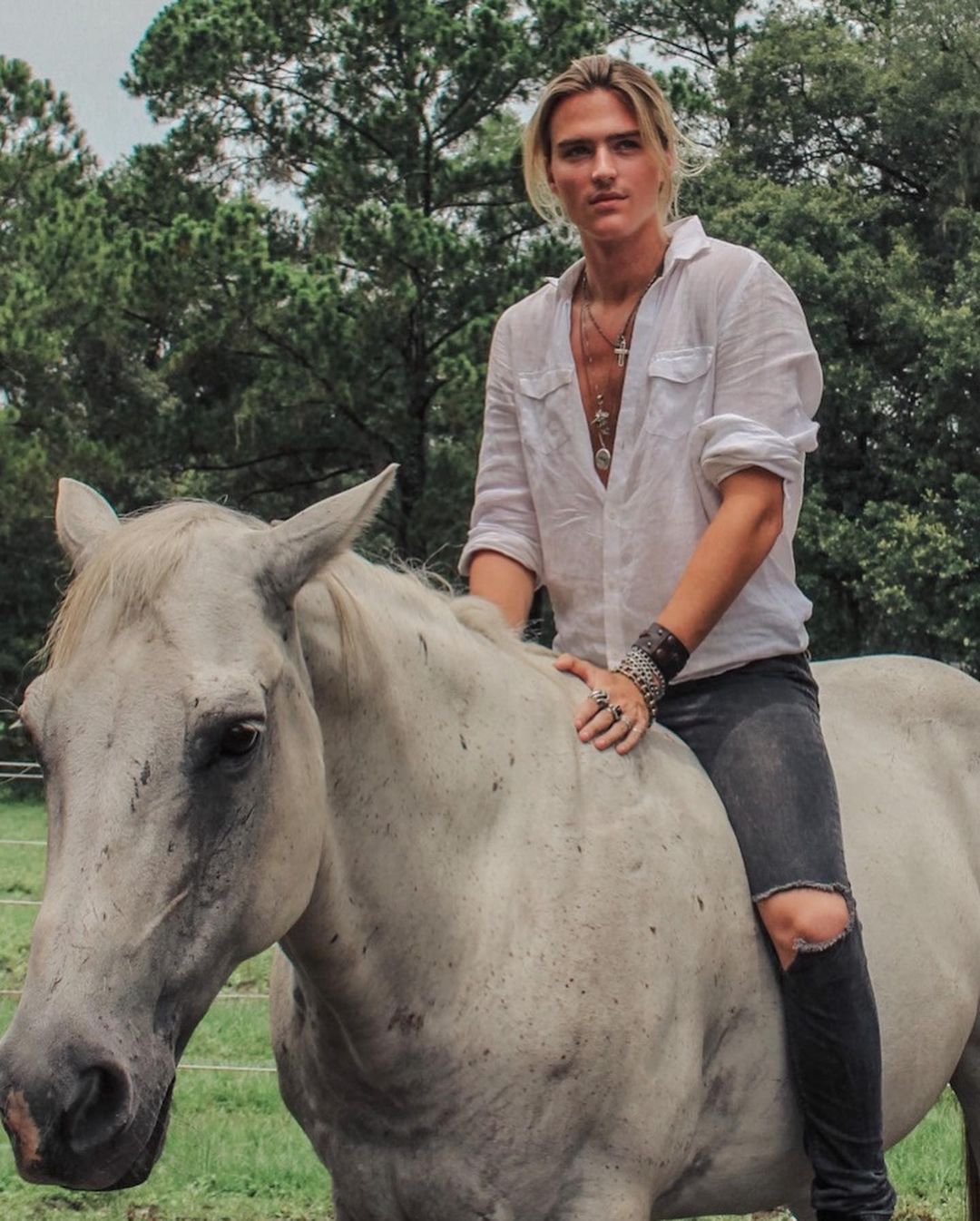 Luke Eisner (Actor) Wiki, Biography, Age, Girlfriends, Family, Facts