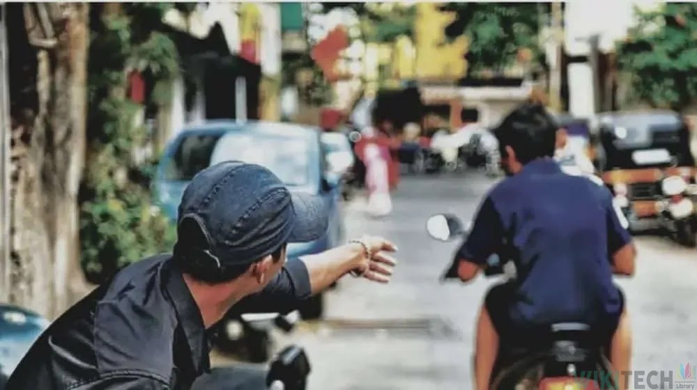 mobile snatching