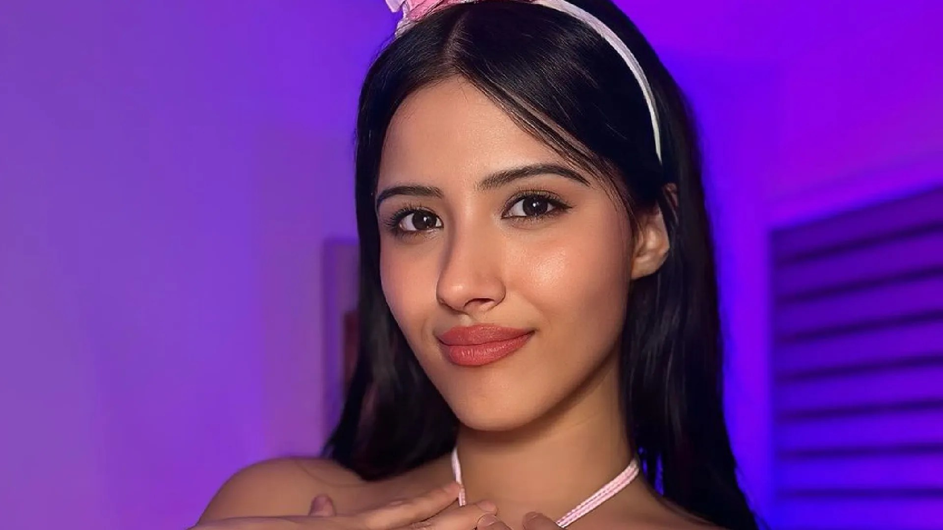 Twitch Streamer StrawberryTabby Banned Again; Reason Behind Her Ban