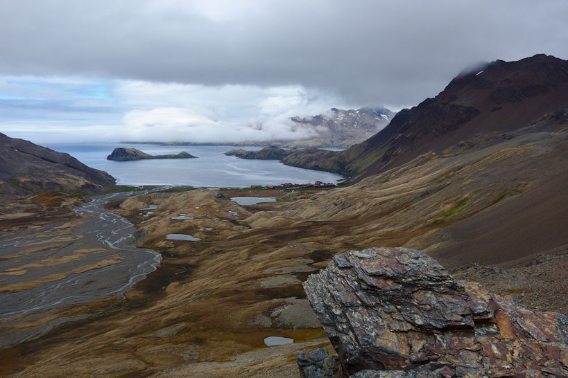 View down the Shackleton Valley