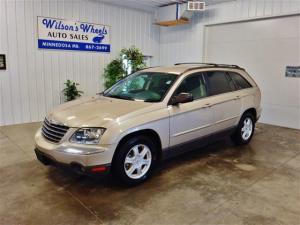 pacifica chrysler absolutely touring tires seats row mint 3rd 2005 leather