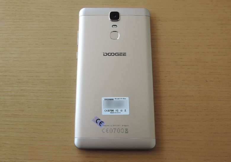 DOOGEE Y6 Max － 6.5インチ、ミドルスペックの中華スマホ、「大きい