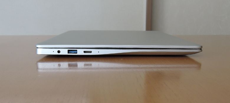 CHUWI LapBook 12.3 － 価格に似合わないスペックと筺体品質！Apollo