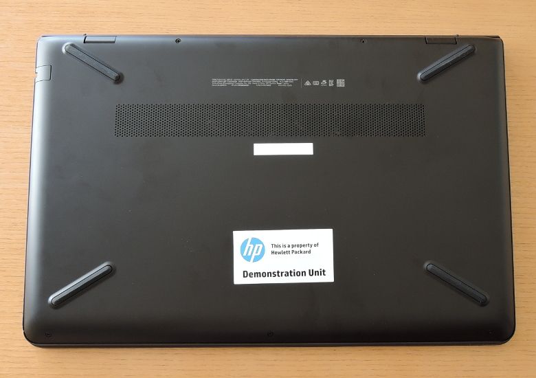 HP Pavilion Power 15 － 見た目はセンスのいいスタンダードノート