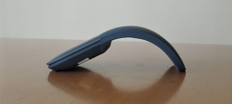Microsoft - 【純正】Microsoft Surface ARC マウス コバルトブルー Amazon.co.jp: マイクロソフト Surface Arc Mouse コバルト