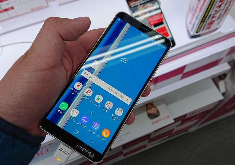 Galaxy Feel2 SC-02L ー Galaxyの国内向けミッドレンジモデル。安価
