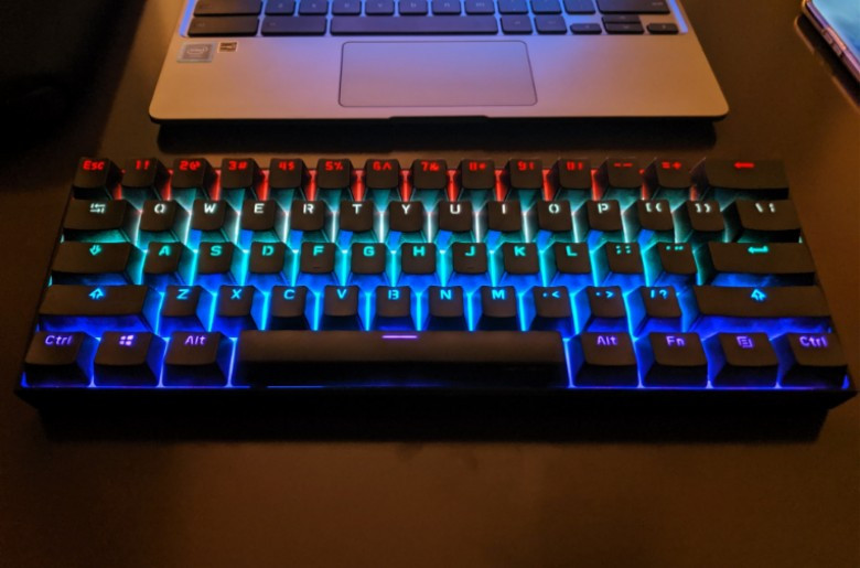 Obins Anne Pro 2 レビュー － はじめてのメカニカルキーボードは60