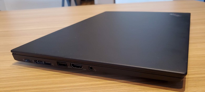 Lenovo ThinkPad X390 レビュー － Xシリーズの「モバイルの定番サイズ
