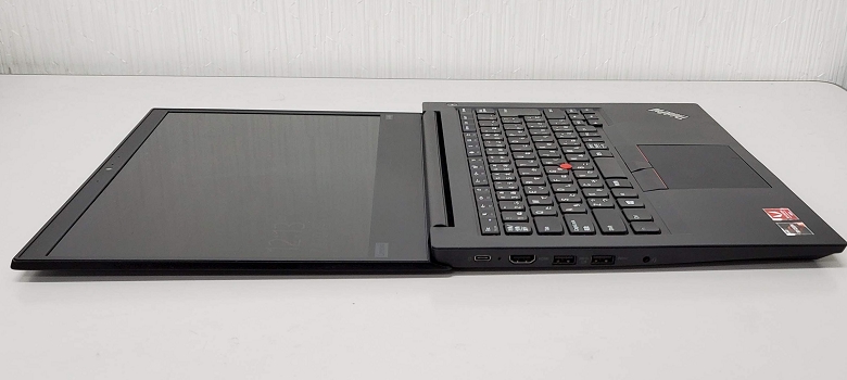 Lenovo ThinkPad E495の実機レビュー － 後継モデルが登場しても、高い