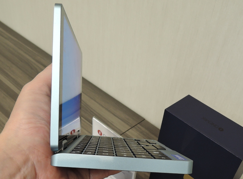 ONE-NETBOOK OneMix 1S+ － 7インチUMPCにひっそりとニューモデルが