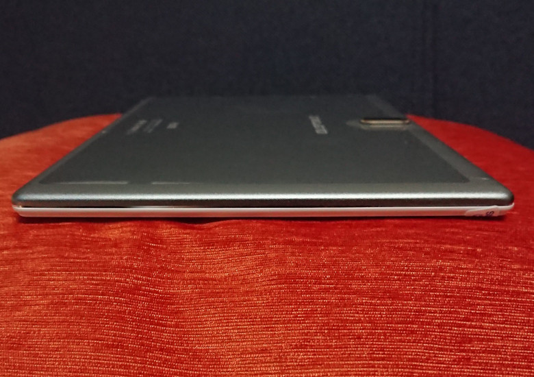 Teclast P10SEの実機レビュー － エントリーモデルながら優れた質感と