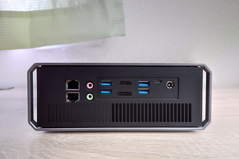 CoreBox ProミニPC CHUWI CoreBox Pro 実機レビュー、Core i3-1005G1 / PCIe SSDで