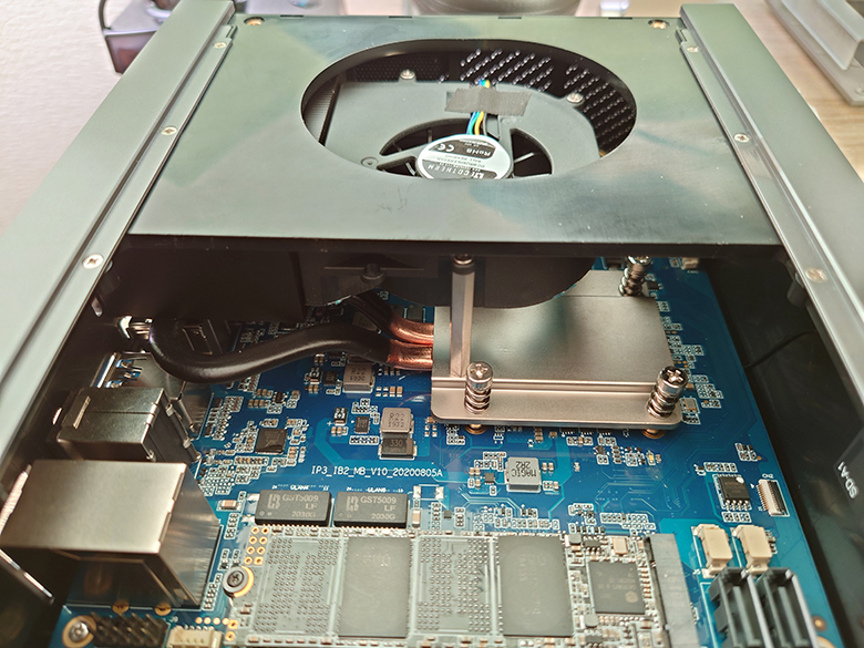 CHUWI CoreBox Proの実機レビュー － 第10世代 Ice LakeのCore i3搭載