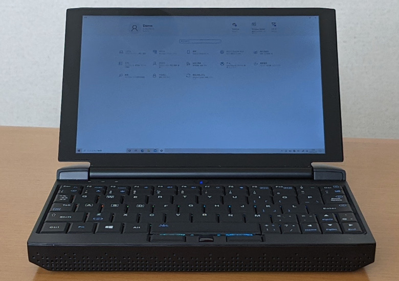 ONE-NETBOOK OneGx1 Proの実機レビュー － 7インチゲーミングUMPC